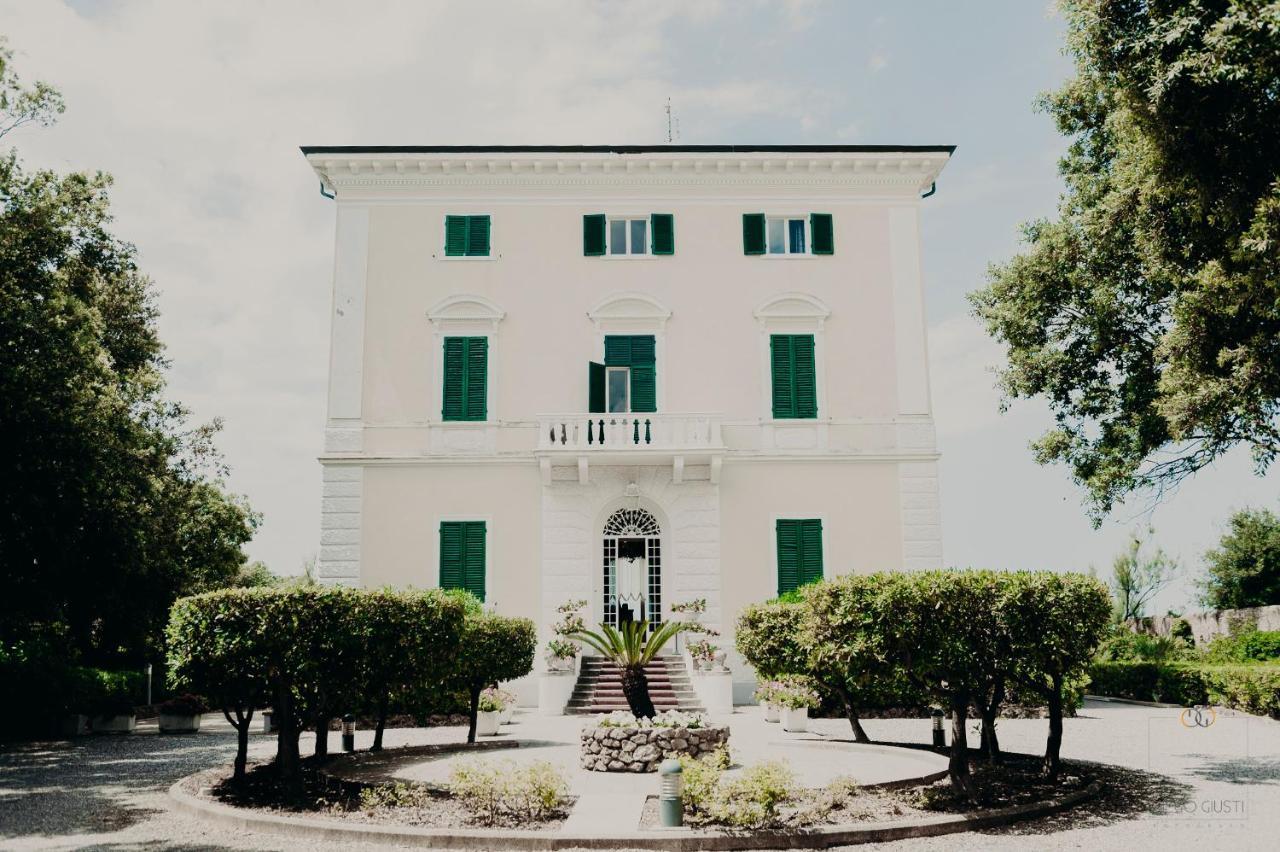 Villa Parisi Grand Hotel Castiglioncello Esterno foto