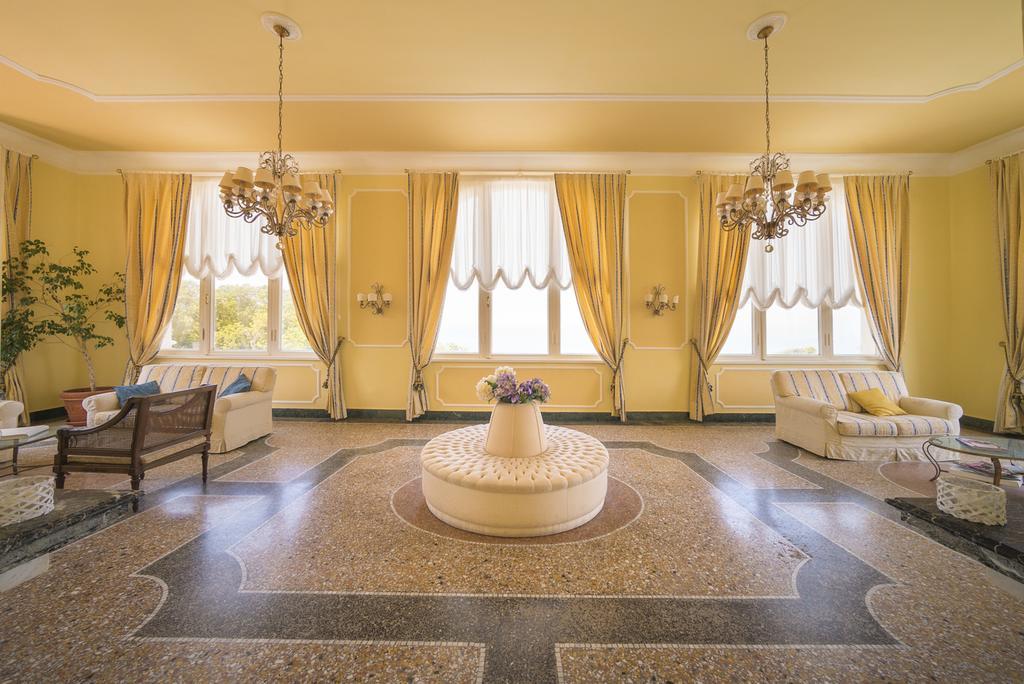 Villa Parisi Grand Hotel Castiglioncello Esterno foto