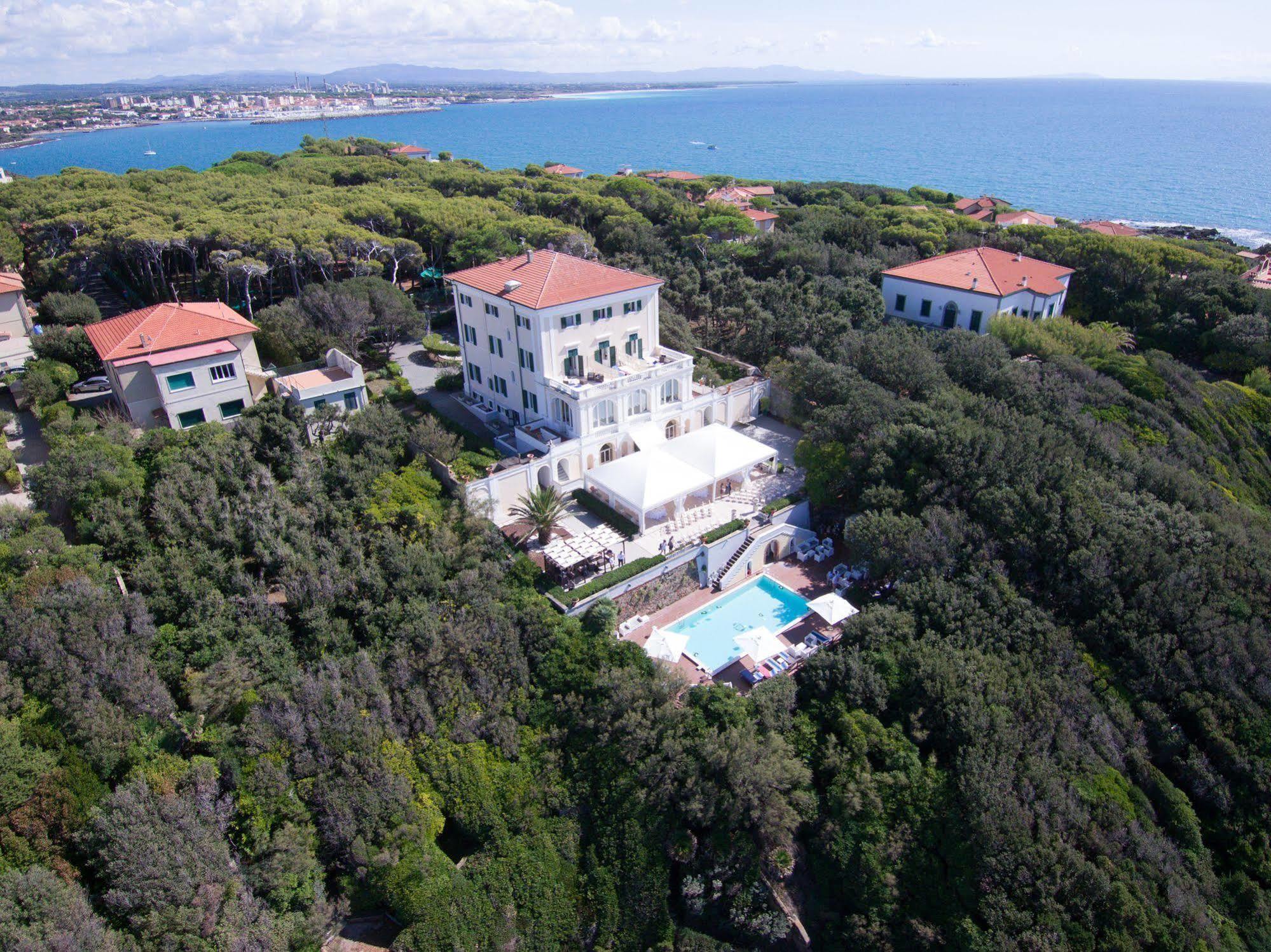 Villa Parisi Grand Hotel Castiglioncello Esterno foto