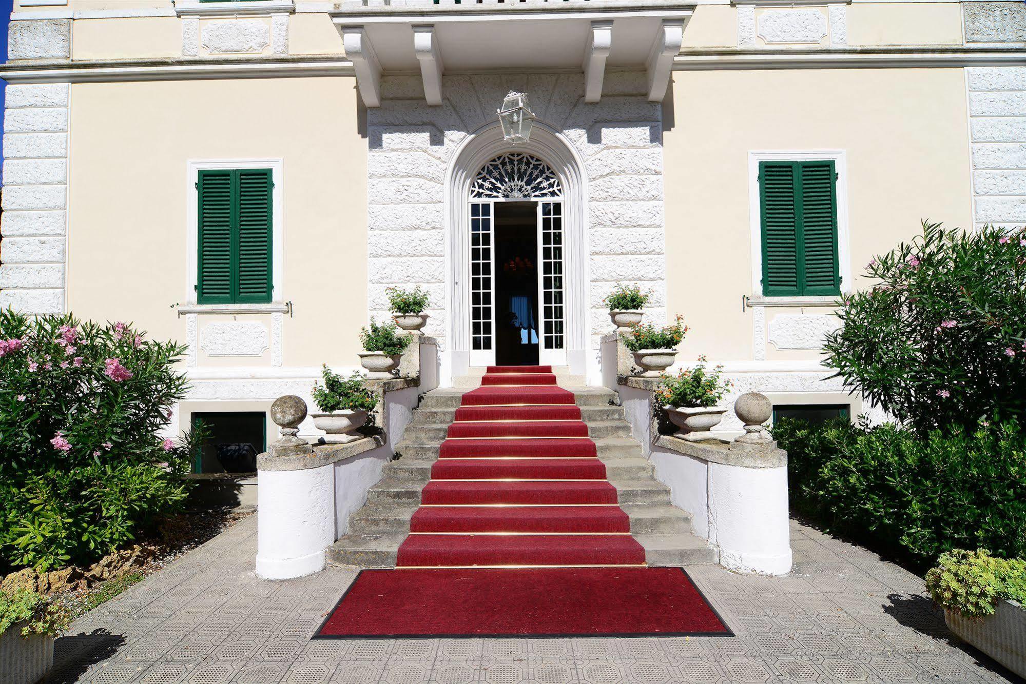 Villa Parisi Grand Hotel Castiglioncello Esterno foto
